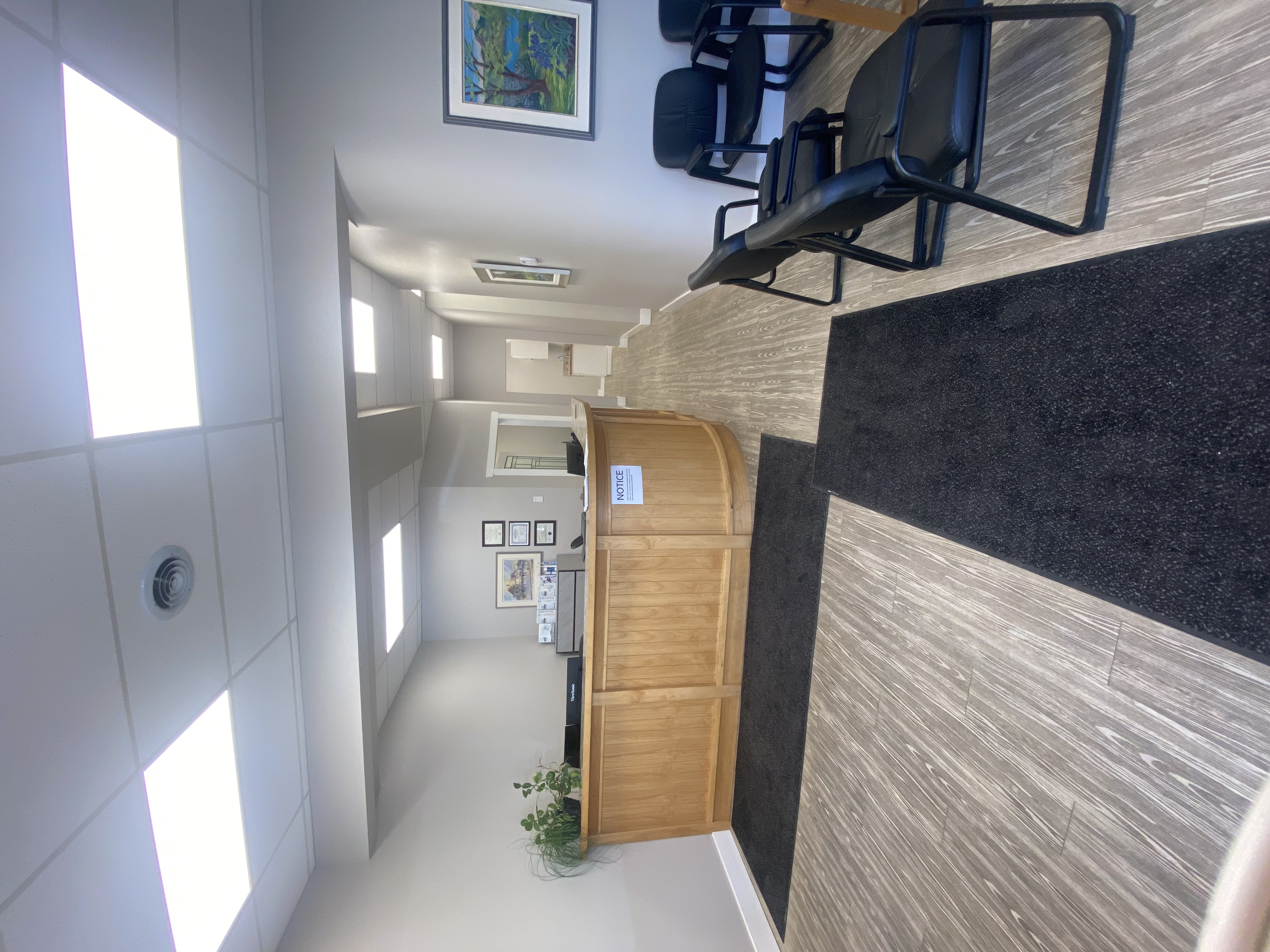 Vernon Dental Excellence dental clinic in Vernon - Photo 2